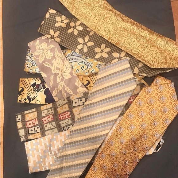 Over 200 Neck-Ties 👔👔👔 $20 or 3 for $50 - Picture 6 of 7